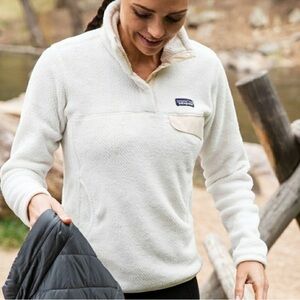 Patagonia Snap Pullover Fleece in Ivory - Size Women’s Medium